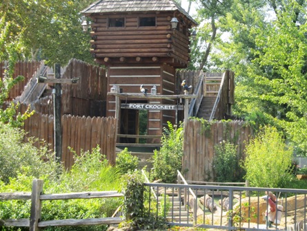 One of Gatlinburg Attractions Davy Crockett Mini Golf