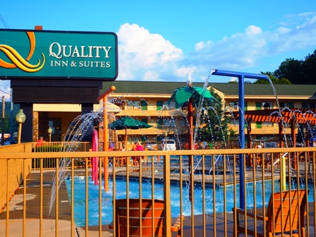 Pigeon Forge Hotels Quality Inns & Suites is located only 4 miles from Dollywood and 7 miles from the Great Smoky Mountains National Park.