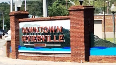 Follow this sign to historic Downtown Sevierville Tennessee