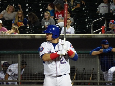 This Tennessee Baseball Batter is ready for whatever comes his way!