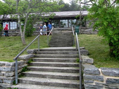 There is a visitor's center here filled with interesting information and you'll also enjoy shopping at the Clingmans Dome gift shop.