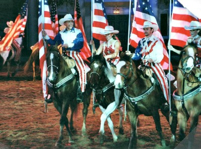 There's horses and pigs and chickens, Oh My! Dolly's Dixie Stampede Dinner Theater is filled with "rootin' tootin' fun!