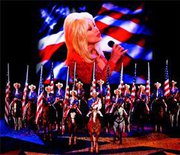 see video of dolly-parton at dixie stampede