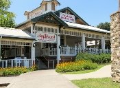 If you want to try one of the delicious Sevierville Restaurants Applewood is the perfect choice!